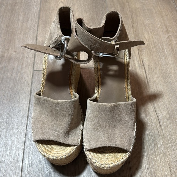 Marc Fisher LTD Alita Platform Wedge Espadrille
Sandal - Picture 6 of 16